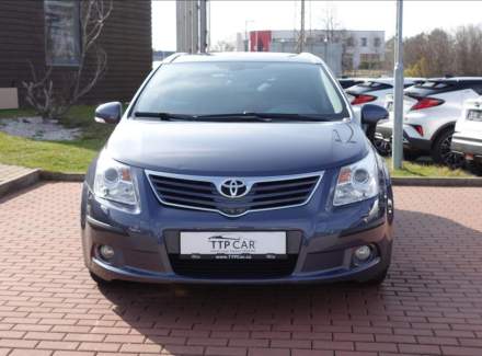 Toyota - Avensis