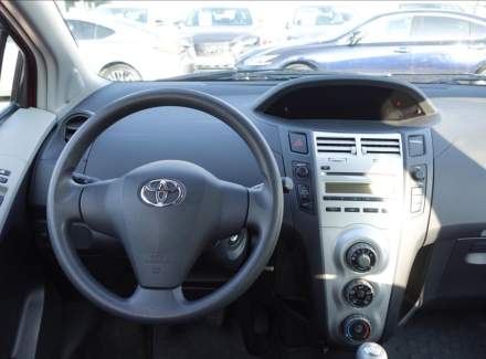 Toyota - Yaris