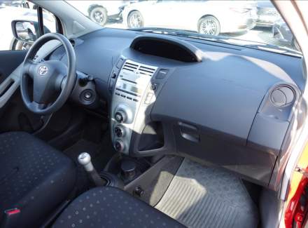 Toyota - Yaris