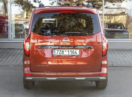 Nissan - Townstar