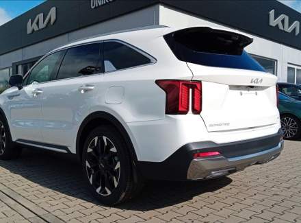 Kia - Sorento
