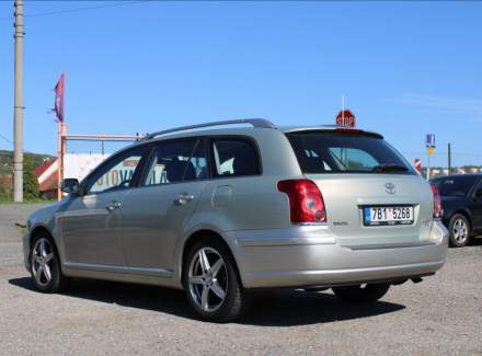 Toyota - Avensis