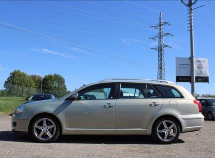 Toyota - Avensis