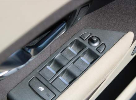 Land Rover - Range Rover Evoque