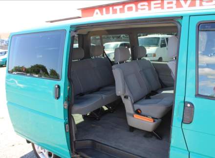 Volkswagen - Caravelle