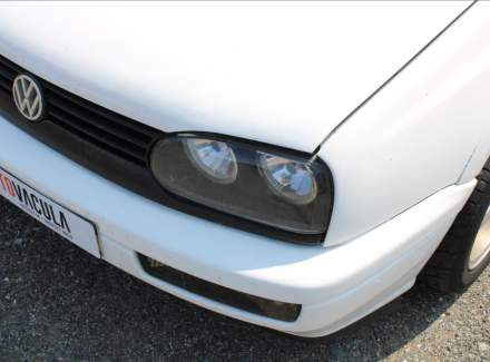 Volkswagen - Golf