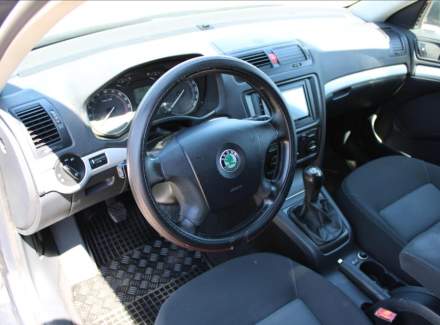 Škoda - Octavia