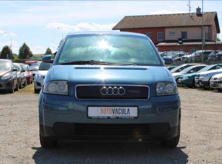 Audi - A2