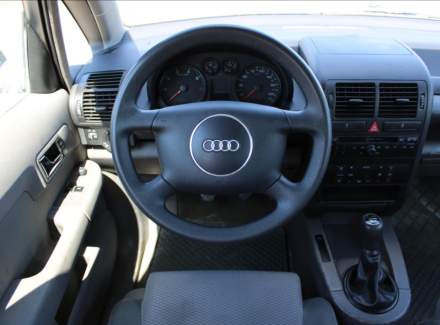 Audi - A2