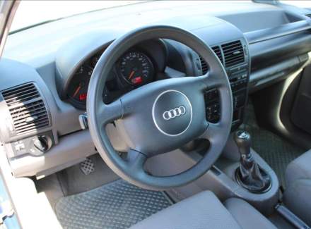 Audi - A2