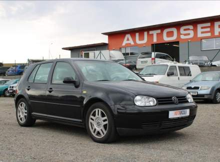 Volkswagen - Golf