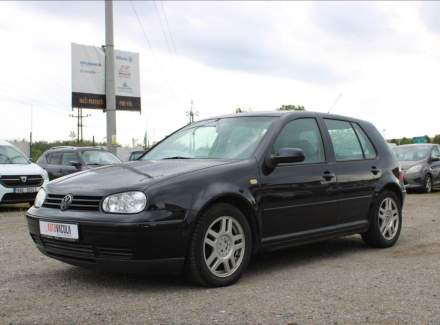 Volkswagen - Golf