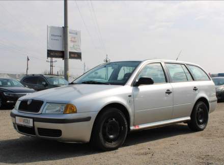 Škoda - Octavia