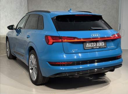 Audi - E-tron