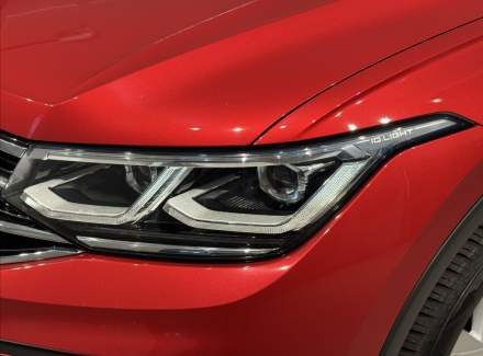 Volkswagen - Tiguan