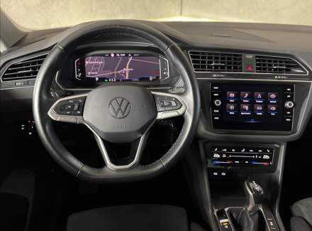 Volkswagen - Tiguan