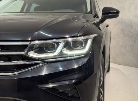Volkswagen - Tiguan