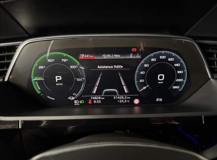 Audi - E-tron