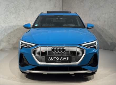 Audi - E-tron