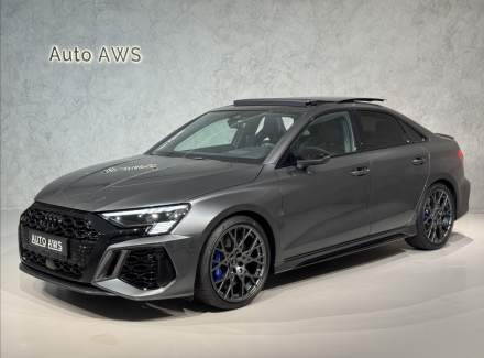 Audi - RS 3