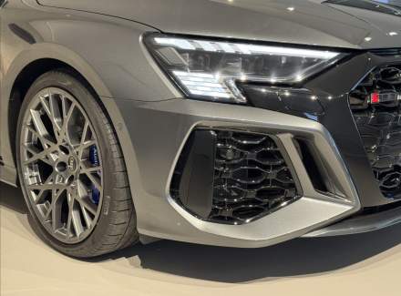 Audi - RS 3