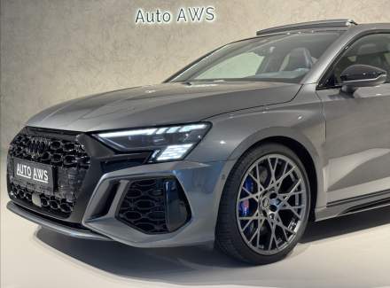Audi - RS 3