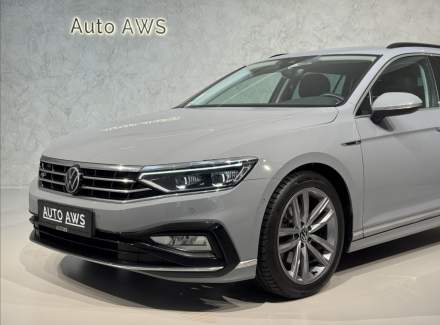 Volkswagen - Passat
