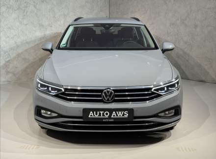 Volkswagen - Passat