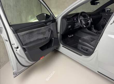 Škoda - Superb