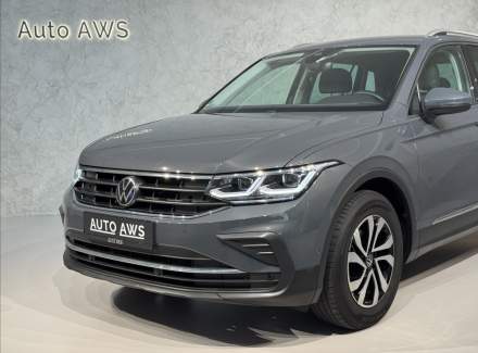 Volkswagen - Tiguan