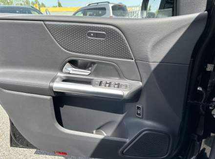 Mercedes-Benz - B-class