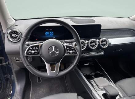 Mercedes-Benz - EQB