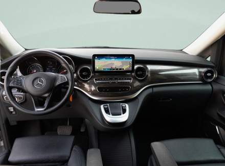 Mercedes-Benz - V-class