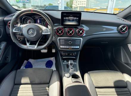 Mercedes-Benz - CLA