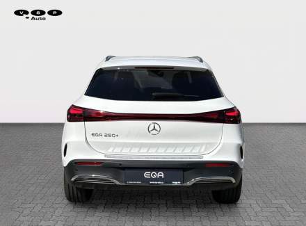 Mercedes-Benz - EQA