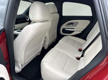 Mercedes-Benz - CLA