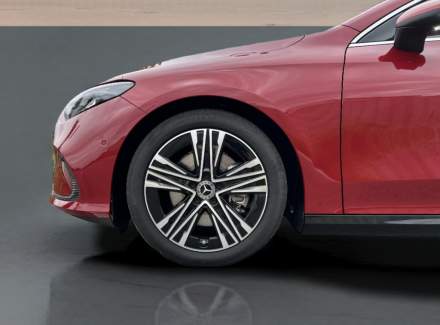 Mercedes-Benz - CLA