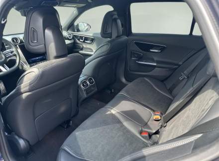 Mercedes-Benz - C-class