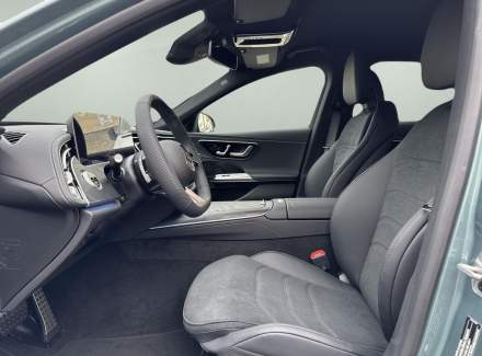 Mercedes-Benz - E-class