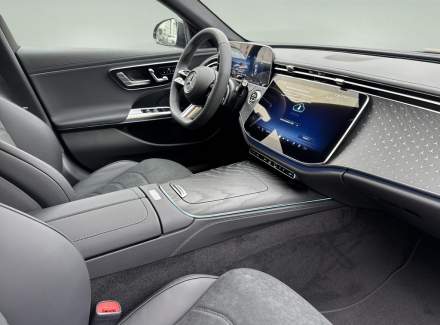 Mercedes-Benz - E-class