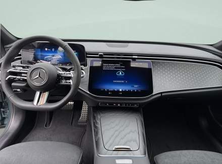 Mercedes-Benz - E-class