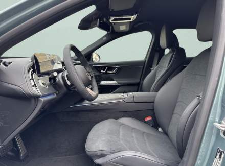 Mercedes-Benz - E-class