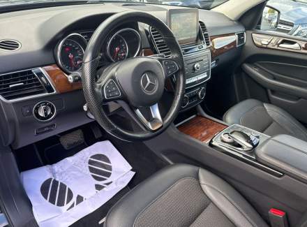 Mercedes-Benz - GLE