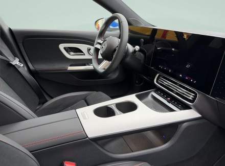 Mercedes-Benz - CLA