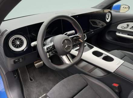 Mercedes-Benz - CLA