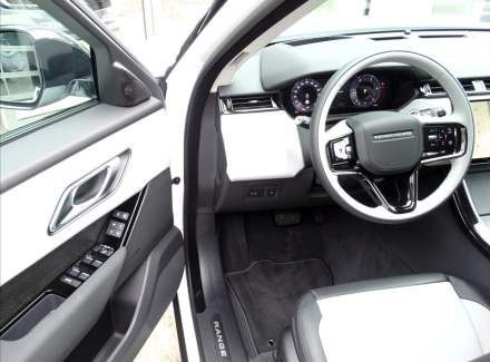 Land Rover - Range Rover Velar