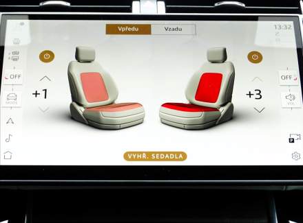 Land Rover - Range Rover Velar