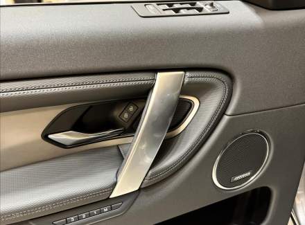 Land Rover - Discovery Sport