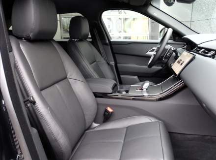 Land Rover - Range Rover Velar