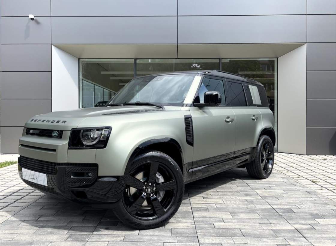 Land Rover - Defender